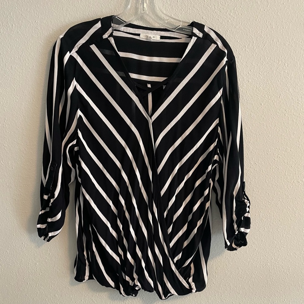 Maurices Blouse Black and White Stripe Size XL